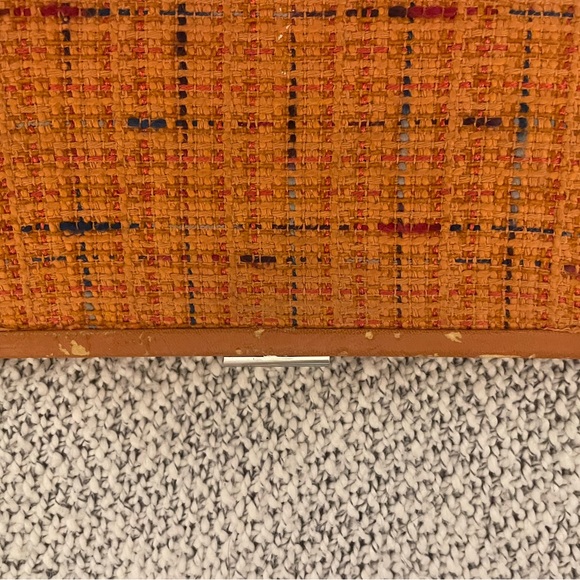 Clutch - Picture 2 of 4